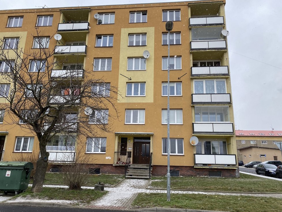 Vražda na Sokolovsku: Ve druhém patře téhle bytovky se brutální vražda odehrála.