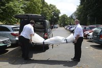 V bytě na Teplicku našli mrtvou ženu: Byla to vražda, tvrdí policie