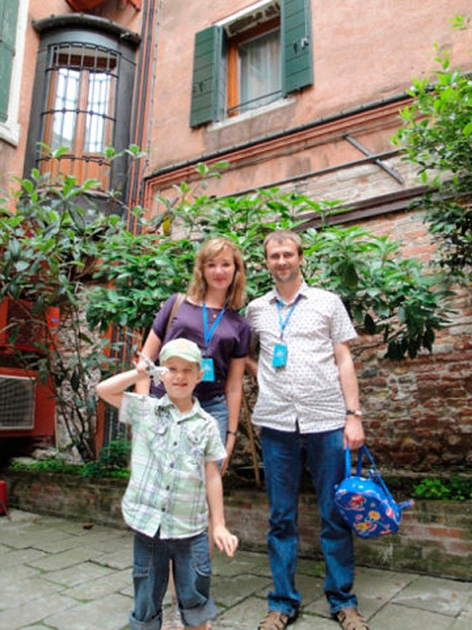Rodina byla šťastná do chvíle, kdy Olegovi diagnostikovali nádor na mozku.