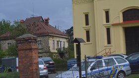 Krvavý zločin na faře v Litovli: Mladíka (†27) našli zavražděného ve vaně.