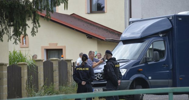 V Lázních Bělohrad našli další mrtvolu: Kousek od místa trojnásobné vraždy