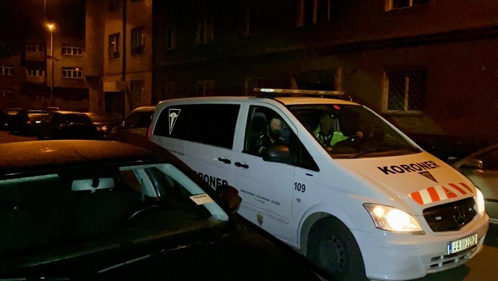 Policie vyšetřuje vraždu v Praze. Tělo se našlo v říčce Botič, podařilo se zatknout podezřelého.