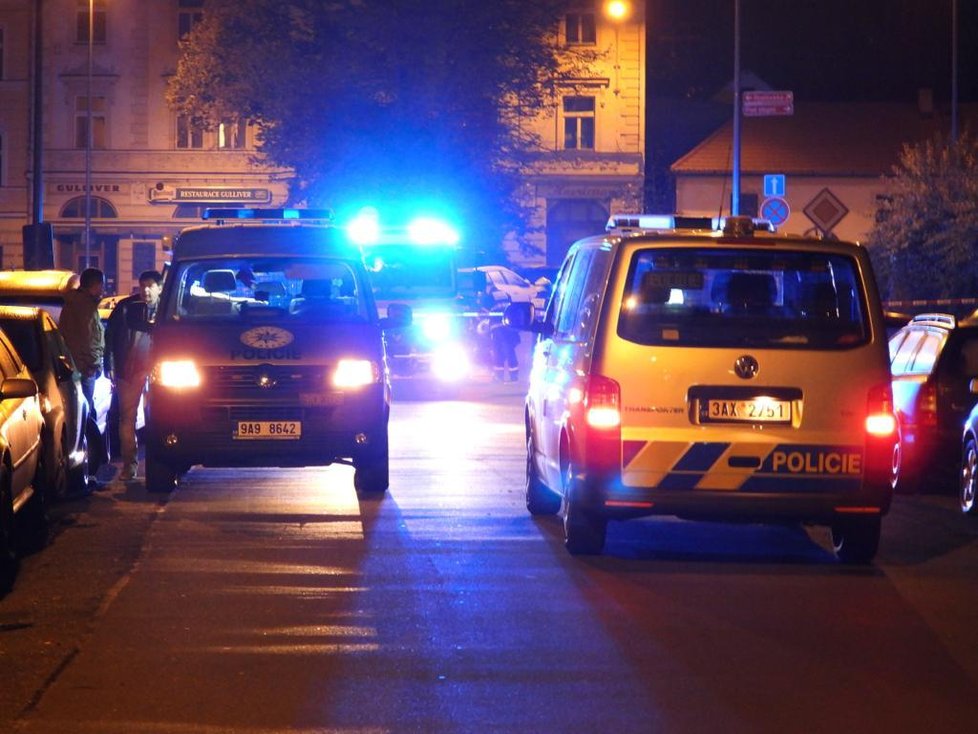 Policie vyšetřuje vraždu v Praze. Tělo se našlo v říčce Botič, podařilo se zatknout podezřelého.