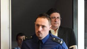 Před soudem stanul Nárožný kvůli přípravě vraždy, vinu popřel.
