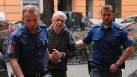 Druhý nejstarší vrah v Česku zastřelil přítele své dcery: Dostal 9 let natvrdo.