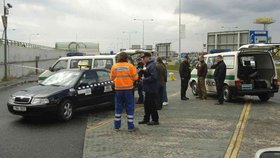 Vražda taxikáře Jana P. z roku 2006 zůstala neobjasněná. Našli ho zastřeleného na parkovišti na Černém Mostě.