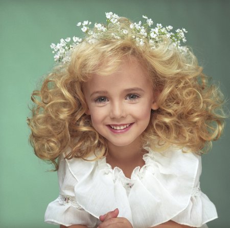 Vražda JonBenet Ramsey nebyla nikdy vyřešena.