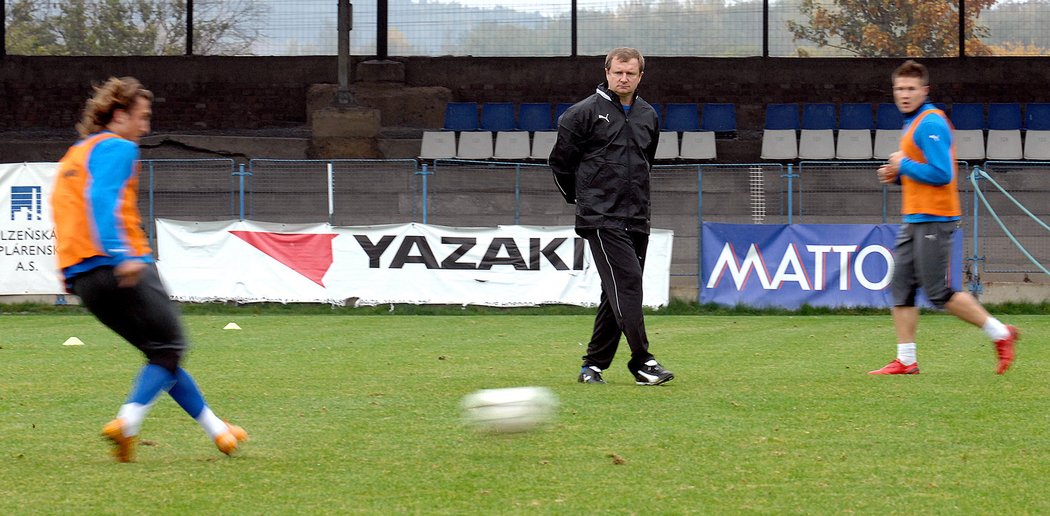 Pavel Vrba na prvním tréninku v Plzni.