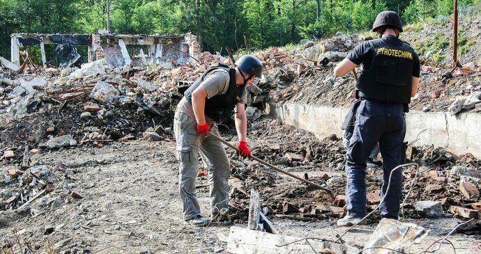 Výbuch muničních skladů ve Vrběticích: Policie případ odložila! Rusko nespolupracovalo