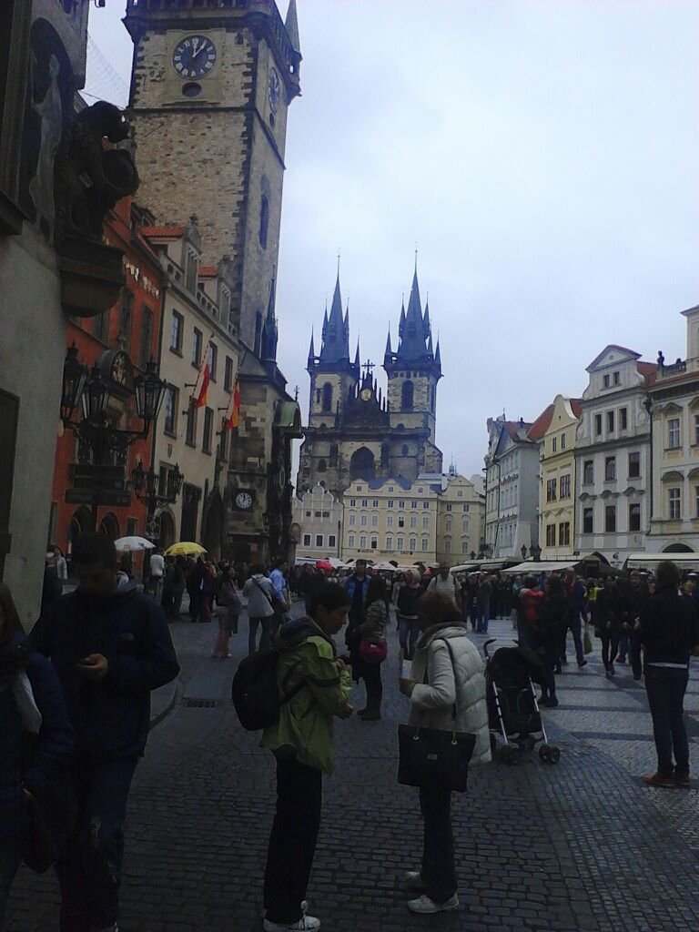 Fotografie Staroměstského náměstí v Praze, kterou podle všeho vyfotil ruský špion.