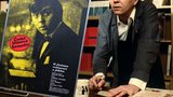 Stěrače stírají, ostřikovače stříkají... už 40 let. Výročí komedie Vrchní, prchni!