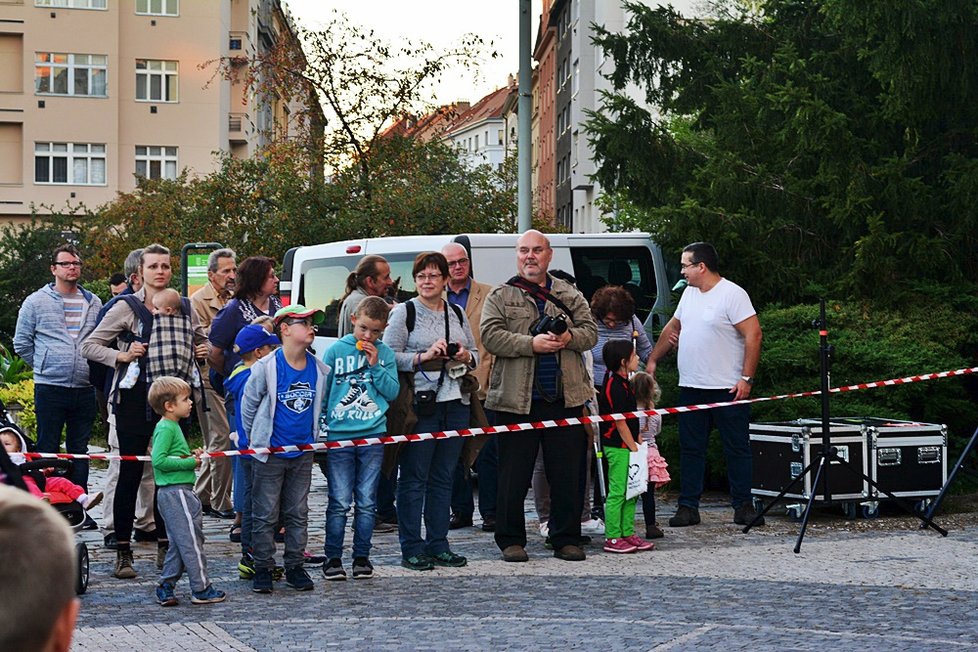 Svatováclavský průvod s koňmi po Vršovicích