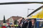 Záchranáři poslali ve čtvrtek 11. března do Domašova vrtulník, kamion tam srazil mladého muže.