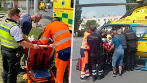 Cyklista se v Brandýse nad Labem vážně zranil: Pomohl mu záchranář Pepa, který šel náhodou kolem