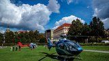 Heliport na náplavce? Nemocnice chce své přistávací místo, vrtulníky dosud dosedaly na Palackého náměstí