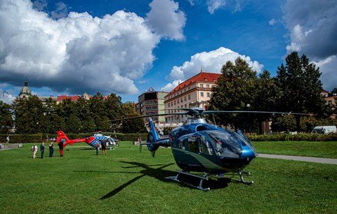 Heliport na náplavce? Nemocnice chce své přistávací místo, vrtulníky dosud dosedaly na Palackého náměstí