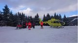 Lavina v Jeseníkách zasypala skialpinistu: Lékařům se ho nepodařilo oživit