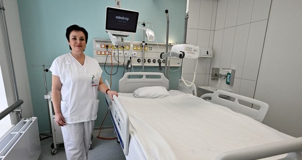 Slavnostní otevření nové jednotky intenzivní metabolické péče a první části unikátního XXL centra pro pacienty s těžkou obezitou, 17. dubna 2024, III. interní klinika, Všeobecná fakultní nemocnice, Praha.