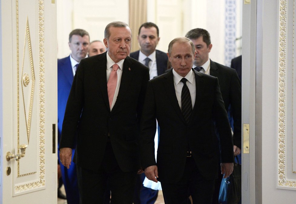 Schůzka Vladimira Putina s tureckým prezidentem Erdoganem v Petrohradu