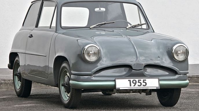 Takhle se hledal nástupce VW Brouk. Podívejte se, co bylo před jedničkovým Golfem Takhle se hledal nástupce VW Brouk. Podívejte se, co bylo před jedničkovým Golfem