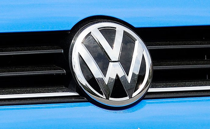 Německo vyšetřuje kvůli emisnímu skandálu VW již 17 zaměstnanců