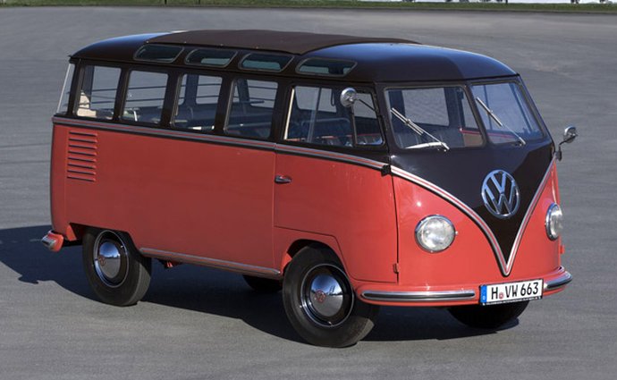 Volkswagen Transporter: Neúnavný pracant slaví 65 let