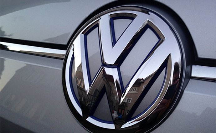Značka VW prý kvůli skandálu vykáže celoroční ztrátu