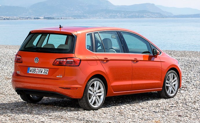 VW poprvé v historii prodal přes tři miliony aut v prvním pololetí roku