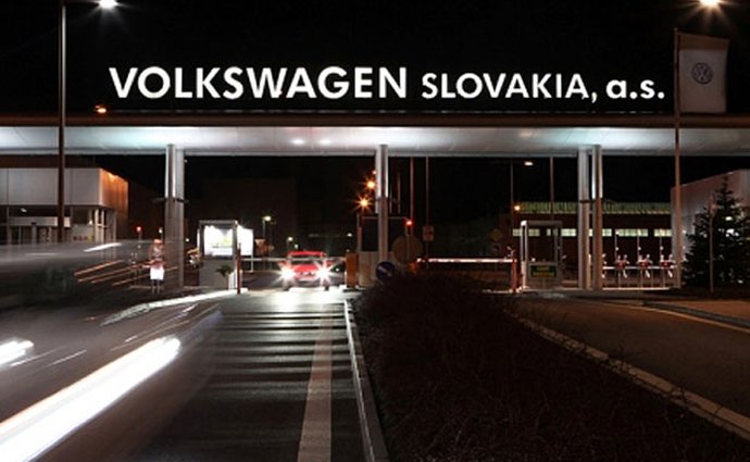 Volkswagen loni na Slovensku zdvojnásobil výrobu na bezmála 420.000 automobilů
