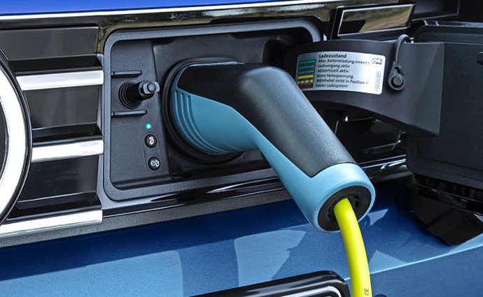 USA prý žádají VW, aby emisní skandál odčinil výrobou elektrovozů