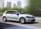 Modernizovaný Volkswagen e-Golf dobijete za hodinu. Je silnější a dojede dál