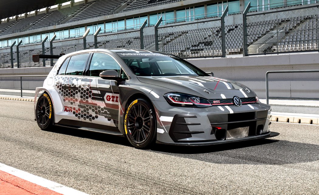 Volkswagen Golf GTI TCR Racecar