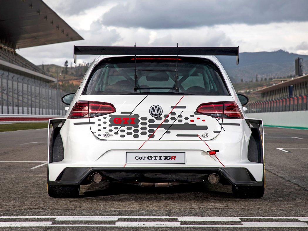 Volkswagen Golf GTI TCR Racecar