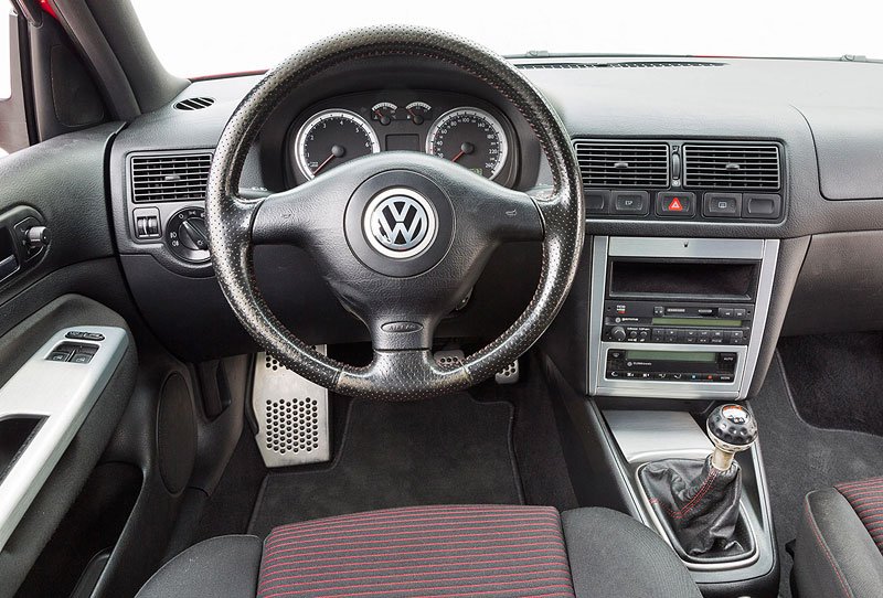 Volkswagen Golf GTI (2001)