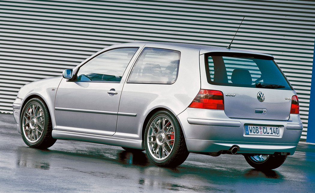 Volkswagen Golf GTI (2001)