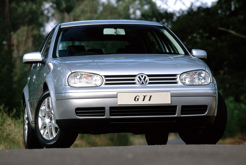 Volkswagen Golf GTI (2003)