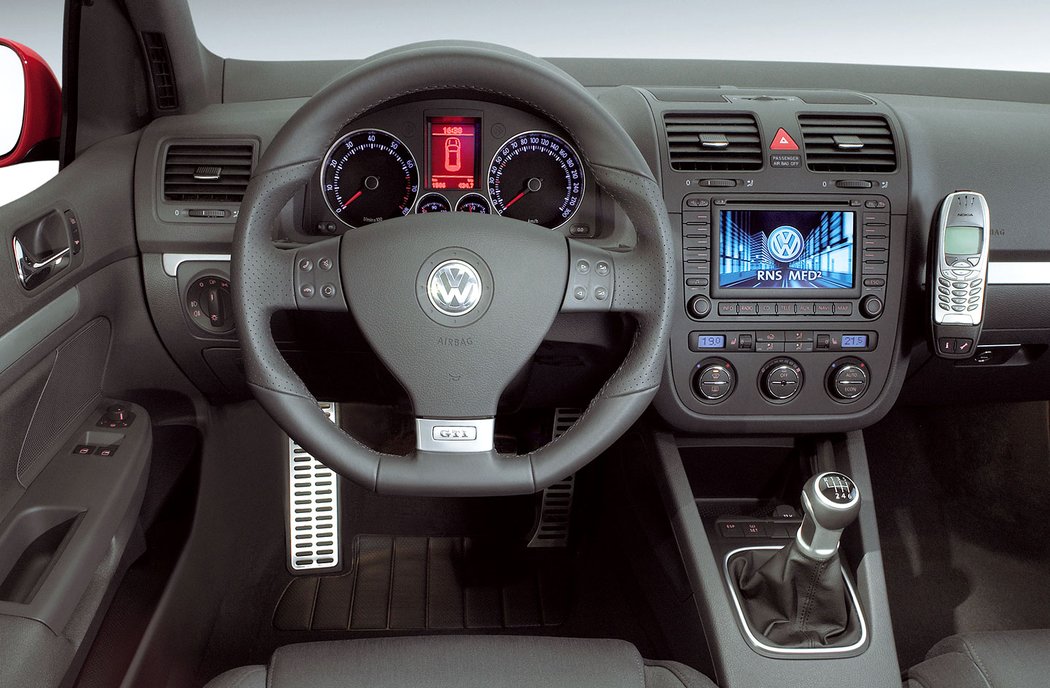 Volkswagen Golf GTI (2004)