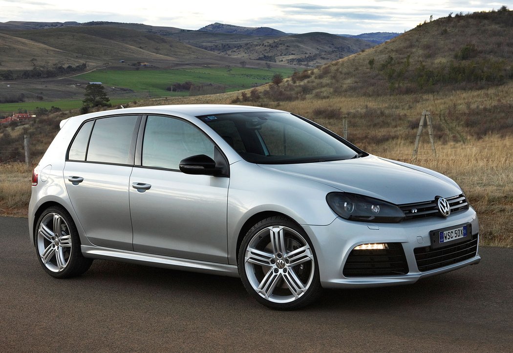 Volkswagen Golf R (2009)