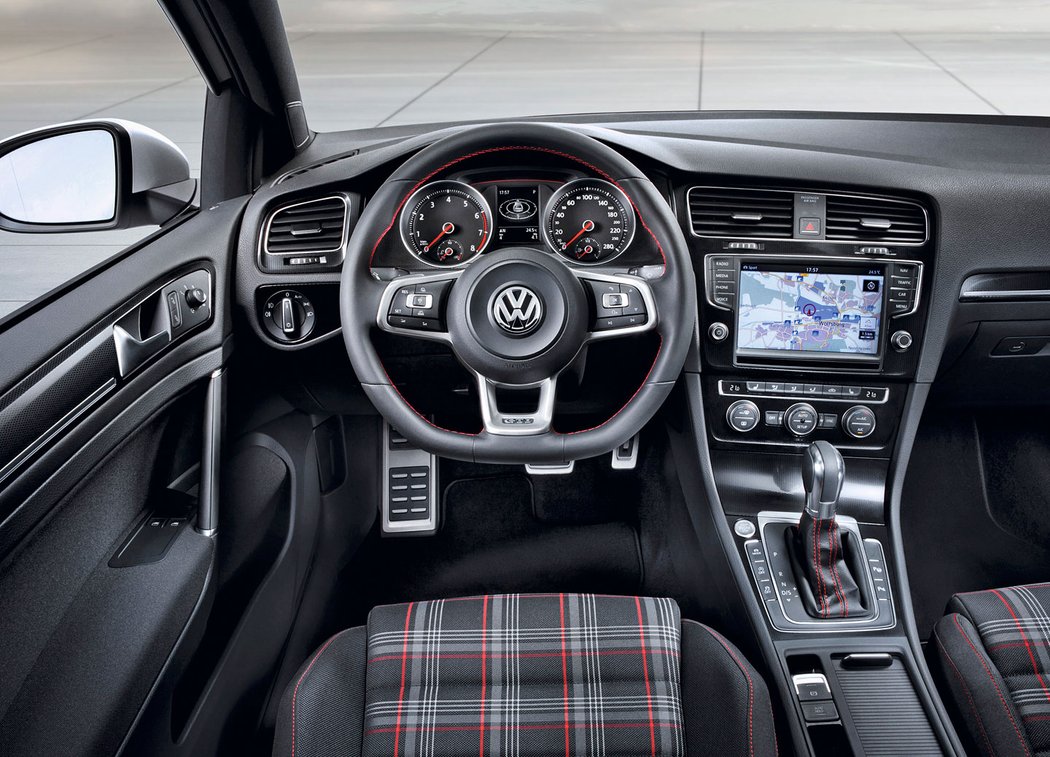 Volkswagen Golf GTI (2013)