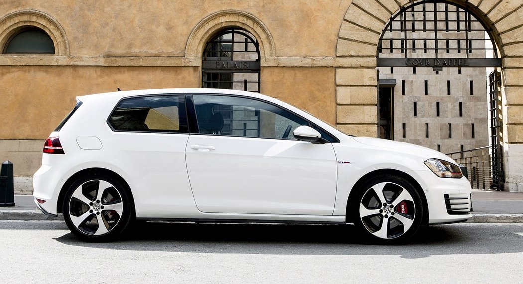 Volkswagen Golf GTI (2013)