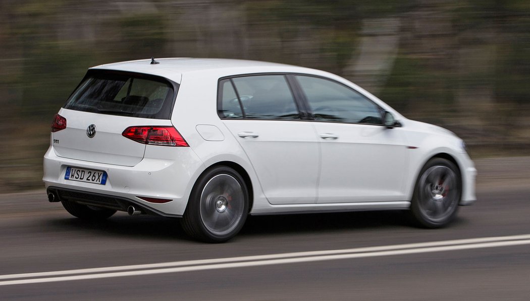 Volkswagen Golf GTI (2013)