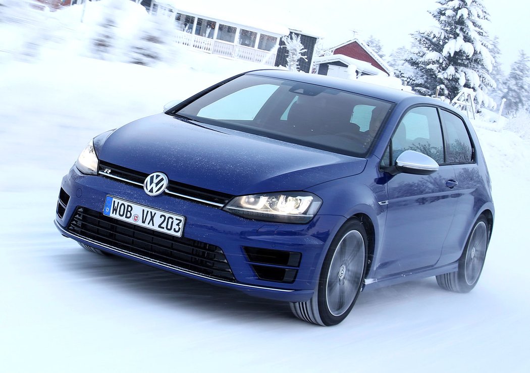 Volkswagen Golf R (2013)