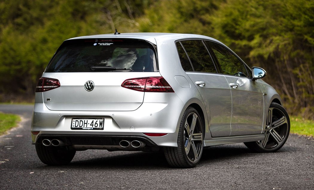 Volkswagen Golf R (2014)