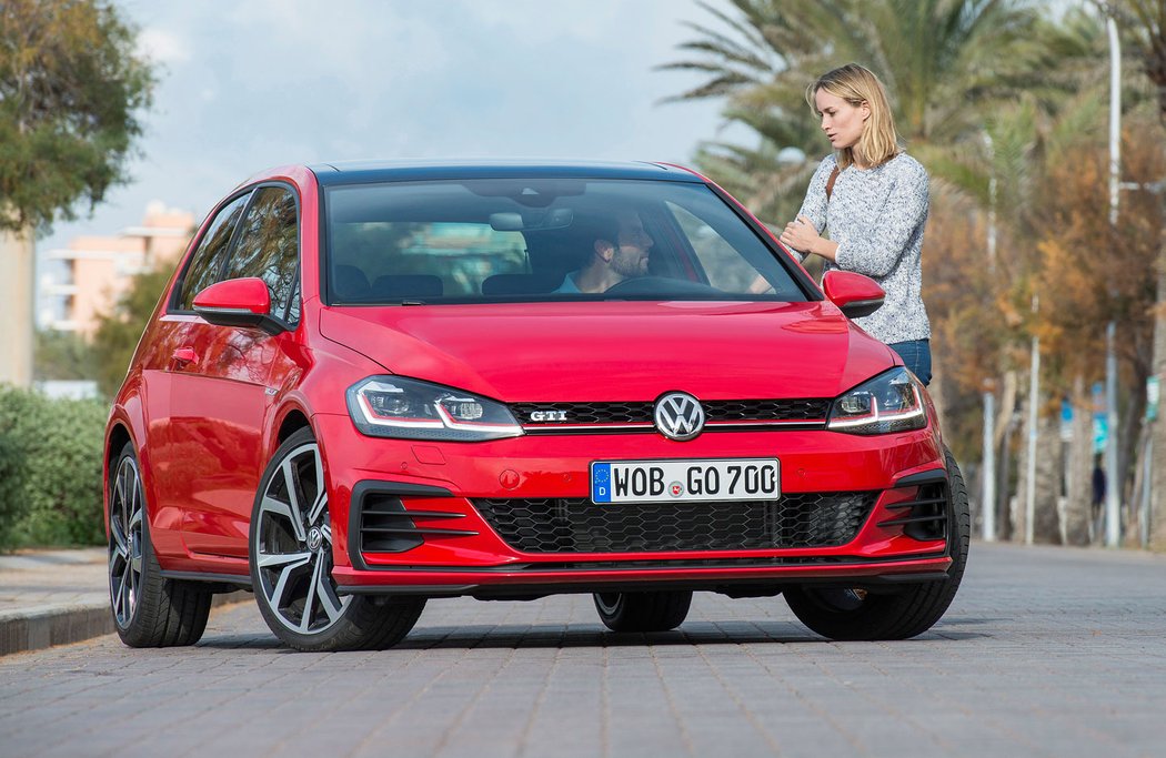 Volkswagen Golf GTI (2017)