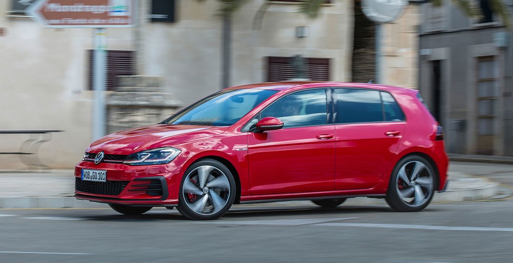 Volkswagen Golf GTI (2017)