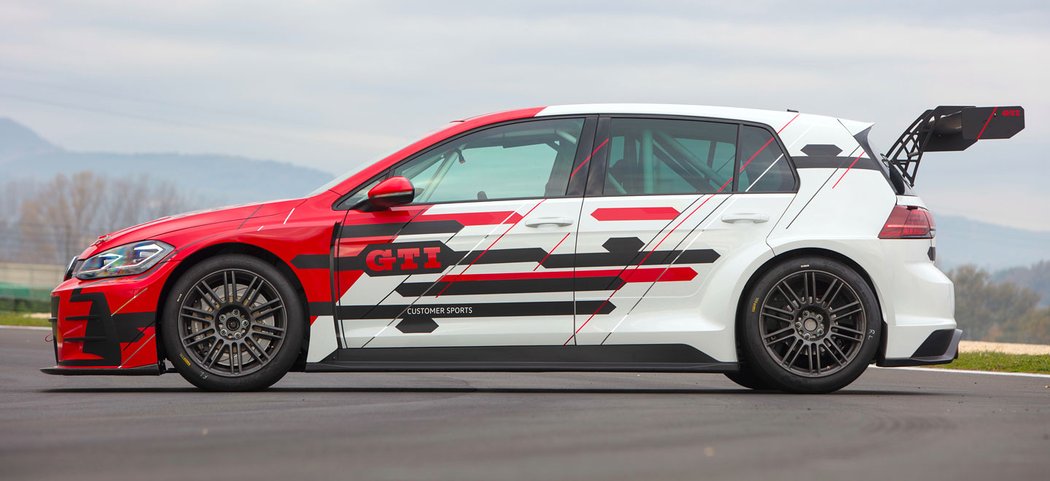 Volkswagen Golf TCR (2018)