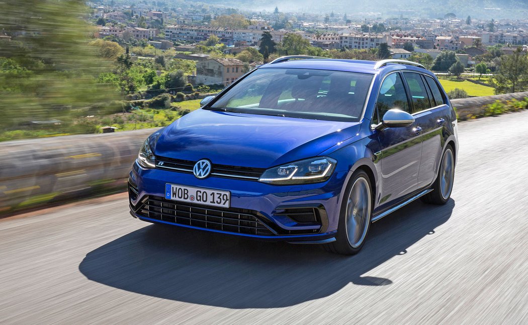 Volkswagen Golf Variant R