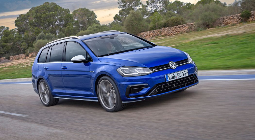 Volkswagen Golf Variant R