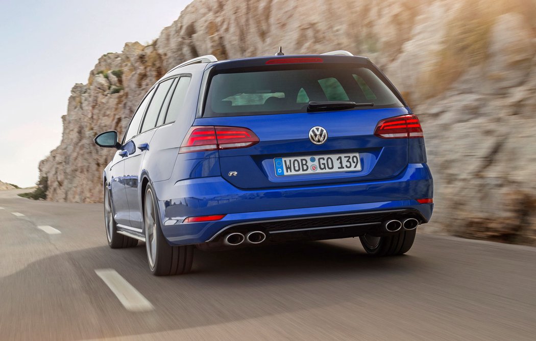 Volkswagen Golf Variant R