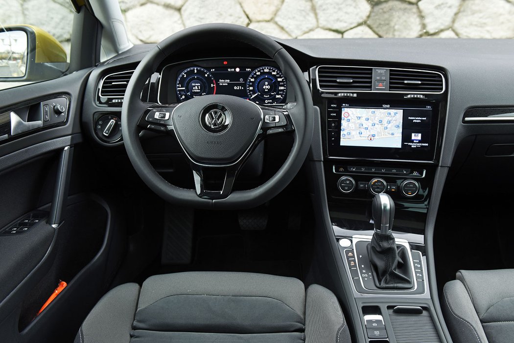 Volkswagen Golf 2.0 TDI DSG